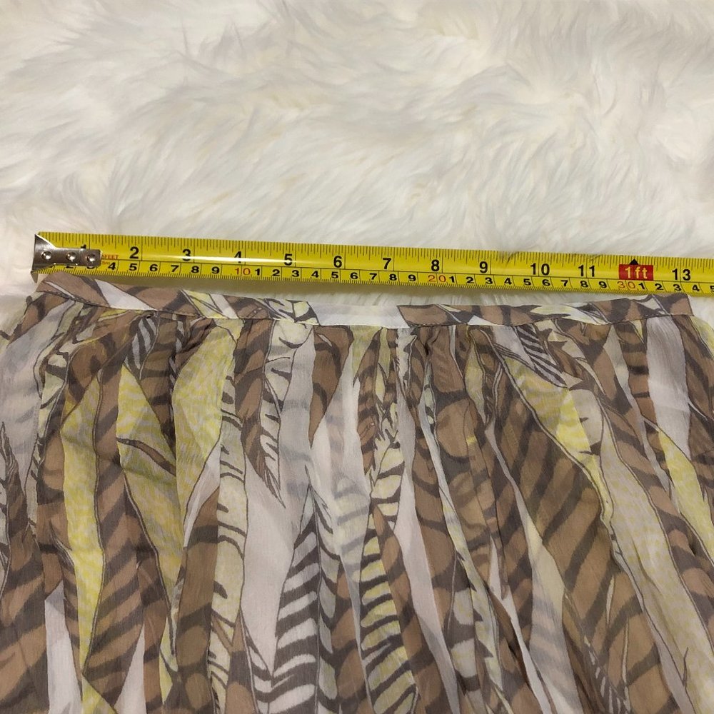 ✨HOST PICK✨*BRAND NEW* Club Monaco Geometric Print Silk (Molli) Skirt - Size 0 - Picture 10 of 12